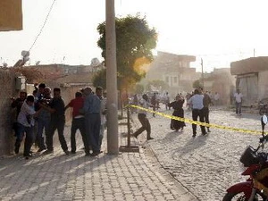 Thị trấn Akcakale sau vụ nã pháo. (Nguồn: AFP/TTXVN)