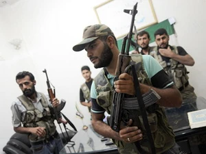Lực lượng chống chính phủ ở Syria dọa sẽ tử hình tất cả con tin. (Nguồn: EPA)