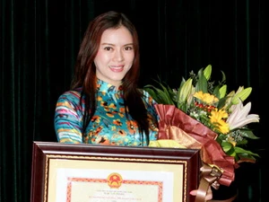 Diễn viên, doanh nhân Lý Nhã Kỳ, Đại sứ du lịch Việt Nam nhiệm kỳ 2011-2012. (Ảnh: VnExpress)
