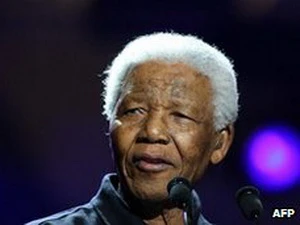 Cựu Tổng thống Nam Phi Nelson Mandela. (Ảnh: AFP)