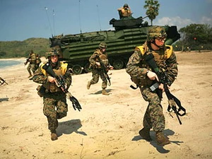 Lính thủy đánh bộ Mỹ tham gia tập trận Hổ mang Vàng 2011 ở Thái Lan. (Nguồn: USMC)