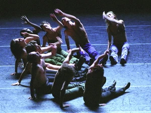 Một đoạn trong vở múa ballet "Nghi lễ mùa Xuân." 