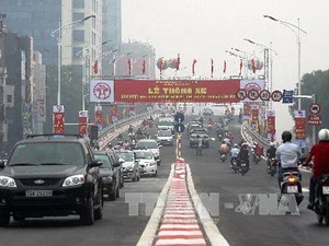 Cầu vượt nút giao Nguyễn Chí Thanh-Kim Mã-Liễu Giai trong ngày thông xe. (Ảnh: Trọng Đạt/TTXVN)