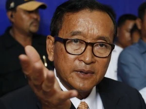 Lãnh đạo đảng Cứu nguy dân tộc Campuchia (CNRP) đối lập ở Campuchia, Sam Rainsy. (Nguồn: independent.co.uk)