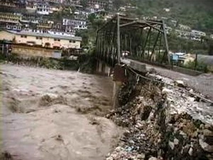 Đã có 65 người thiệt mạng do ngập lụt và lở đất tại miền Bắc Ấn Độ. (Nguồn: spaceviewtimes.com)