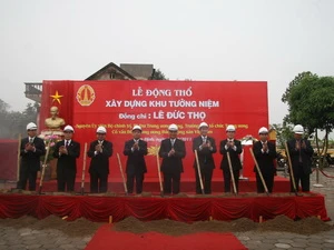 Động thổ xây dựng khu tưởng niệm ông Lê Đức Thọ. (Ảnh: Hữu Chiến/Vietnam+)
