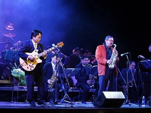 Đêm nhạc jazz “Quyền Văn Minh và những người bạn” năm 2010. (Ảnh: Phương Hoa/TTXVN)