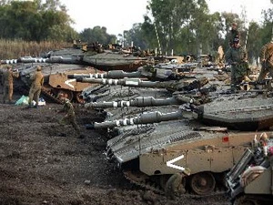 Xe tăng Merkava của Israel tham gia cuộc tập trận ở Cao nguyên Golan, gần biên giới với Syria ngày 6/5. (Nguồn: AFP/TTXVN)