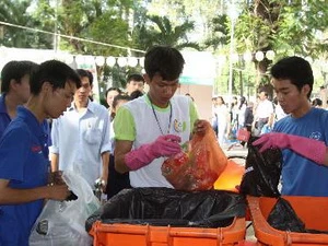 Ngày hội tái chế chất thải lần thứ 6 tại TP.HCM. (Ảnh: Hoàng Hải/TTXVN)