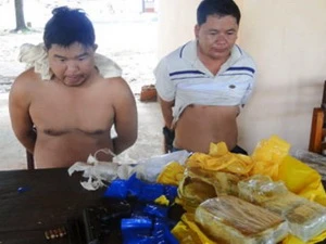 Tội phạm buôn bán ma túy xuyên quốc gia bị công an Việt Nam bắt giữ. (Nguồn: dantri.com.vn)