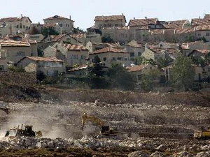 Một dự án nhà định cư của Israel tại khu vực Đông Jerusalem. Ảnh minh họa. (Nguồn: AFP/TTXVN)