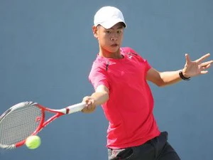 Tay vợt Nguyễn Đắc Tiến góp công lớn vào chức vô địch đồng đội. (Ảnh: Quang Nhựt/TTXVN)