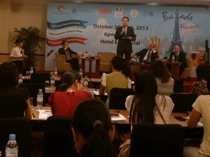 Ông Fabrice Mauriès, Tổng lãnh sự Pháp tại TP.HCM phát biểu về lễ hội ẩm thực. (Nguồn: Hạnh Minh/Vietnam+)