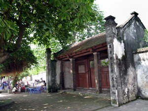 Cổng đình làng Trích Sài. (Ảnh: Internet).