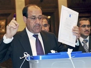 Ông Nouri al-Maliki bỏ phiếu tại Baghdad. (Nguồn: AP)