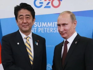 Tổng thống Nga Vladimir Putin và Thủ tướng Nhật Bản Shinzo Abe tại cuộc gặp. (Nguồn: g20.org)