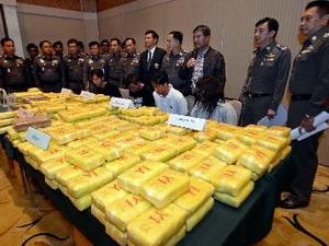Cảnh sát Thái Lan bắt giữ một vụ buôn bán ma túy. (Nguồn: AFP/TTXVN)