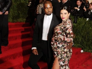 Kim Kardashian và Rapper Kayne West. (Nguồn: CNN)