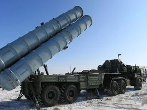 Hệ thống tên lửa S-400 Triumph. (Nguồn: RIA Novosti)