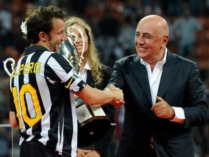 Phó Chủ tịch của AC Milan Adriano Galliani và Del Piero. (Nguồn: Getty Images)