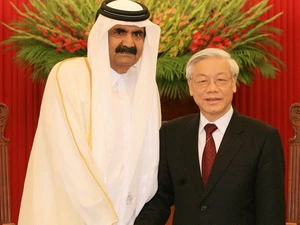 Tổng bí thư Nguyễn Phú Trọng tiếp Quốc VươngQatar Hamad Bin Khalifa Al Thani. (Ảnh: Thống Nhất/TTXVN)