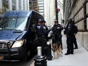Cảnh sát New York có ngày nhàn nhã. (Nguồn: AFP)