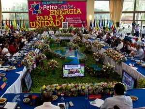 Quang cảnh hội nghị thượng đỉnh Petrocaribe. (Nguồn: AFP)