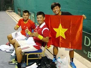 Quần vợt Việt Nam lập nên kỳ tích ở giải Davis Cup