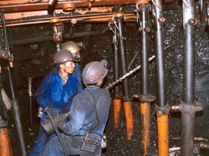 Công nhân tại một mỏ than ở Quảng Ninh. (Ảnh: Quangninh.gov.vn)