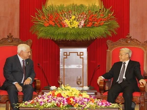 Tổng Bí thư Nguyễn Phú Trọng tiếp Tổng thống Cộng hòa Panama Ricardo Martinelli Berrocal đang thăm chính thức Việt Nam. (Ảnh: Trí Dũng/TTXVN)