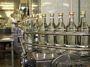 Giảm sản xuất vodka, giúp giảm các con nghiện ở Nga? 