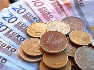 IMF cảnh báo Ireland sẽ phải nhờ sự hỗ trợ từ EU 