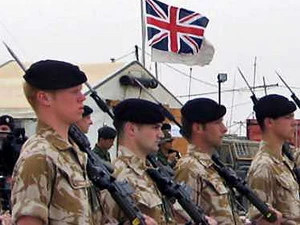 Lính Anh ở Iraq. (Ảnh: xenophilius.wordpress.com)