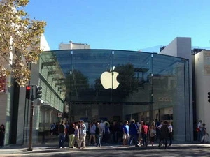 Một gian hàng Apple Store. (Nguồn: noticebrd.com)