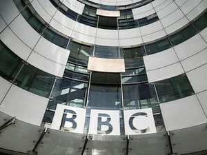 Phóng viên BBC biểu tình phản đối giảm biên chế 