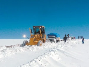 Tuyết rơi dày đặc tại Bolivia. (Nguồn: ABI)