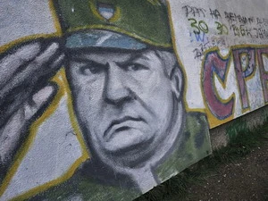 Những người theo chủ nghĩa dân tộc cực đoan vẫn coi ông Mladic là người hủng (Nguồn: Getty)