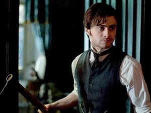 Daniel Radcliffe trong Women in Black (Nguồn: CTV)