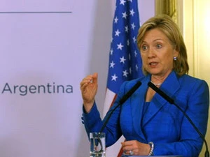 Ngoại trưởng Mỹ Hillary Clinton. (Ảnh: Dayliffe)