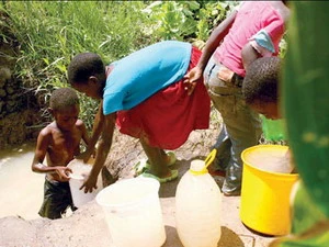 Nguồn nước không đảm bảo cũng là nguyên nhân dẫn đến dịch tiêu chảy bùng phát. (Nguồn: Internet)