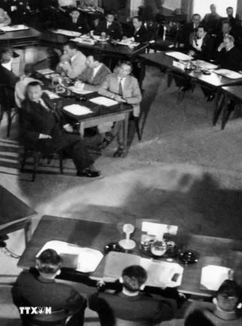 Quang cảnh Phiên khai mạc Hội nghị Geneve về Đông Dương, ngày 8/5/1954. (Ảnh: Tư liệu TTXVN)