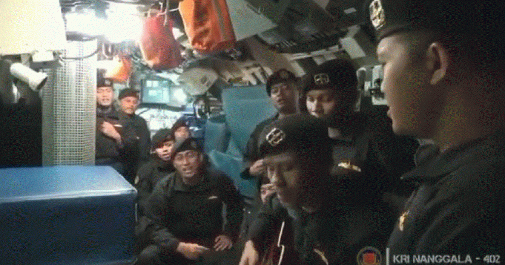 Xuất hiện video thủy thủ tàu ngầm Indonesia ca hát trước khi gặp nạn