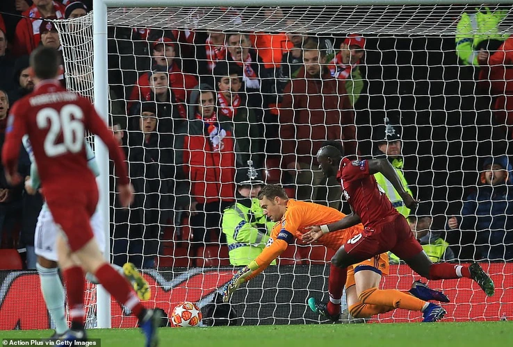 Trận lượt đi vòng 1/8 Champions League giữa Liverpool và Bayern Munich tại thánh địa Anfield đã khép lại với kết quả hòa không bàn thắng.