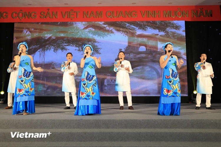 Sáng nay 15/9, Hội diễn văn nghệ lần thứ III do công đoàn Thông tấn xã Việt Nam đã được tổ chức chào mừng 77 năm ngày thành lập ngành. (Ảnh: Hoài Nam/Vietnam+) 