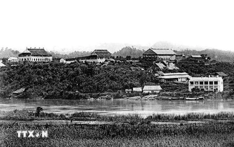 Một góc thị xã Yên Bái năm 1906. (Ảnh tư liệu TTXVN)