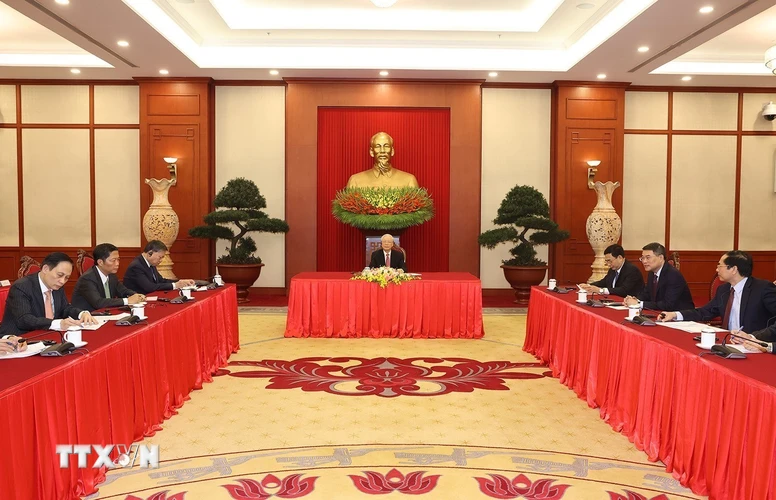 Tổng Bí thư Nguyễn Phú Trọng điện đàm với Thủ tướng Ấn Độ Narendra Modi. (Ảnh: Trí Dũng/TTXVN)