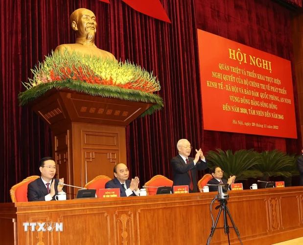 Tổng Bí thư Nguyễn Phú Trọng cùng các lãnh đạo Đảng và Nhà nước chủ trì hội nghị. (Ảnh: Trí Dũng/TTXVN)