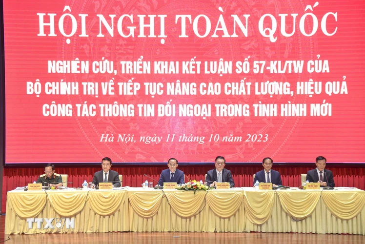 Chiều 11/10, tại Hà Nội, Ban Chỉ đạo Công tác Thông tin Đối ngoại tổ chức Hội nghị Toàn quốc nghiên cứu, triển khai Kết luận số 57-KL/TW của Bộ Chính trị về tiếp tục nâng cao chất lượng, hiệu quả công tác thông tin đối ngoại trong tình hình mới. (Ảnh: Phương Hoa/TTXVN)