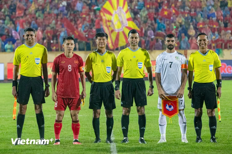 Tối 11/9, Đội tuyển Việt Nam có trận giao hữu quốc tế tiếp đón đối thủ là Đội tuyển Palestine tại Sân Vận động Thiên Trường, Nam Định. (Ảnh: Hoài Nam/Vietnam+)