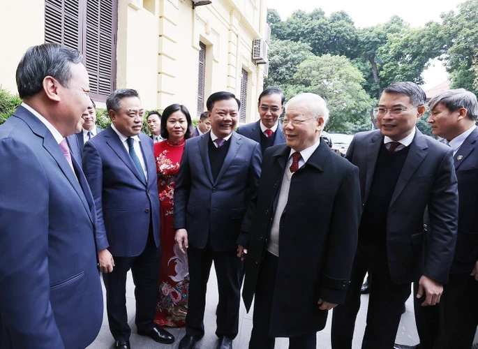 Tổng Bí thư Nguyễn Phú Trọng đến thăm, chúc Tết Đảng bộ, chính quyền và nhân dân Thủ đô Hà Nội. (Ảnh: Trí Dũng/TTXVN)
